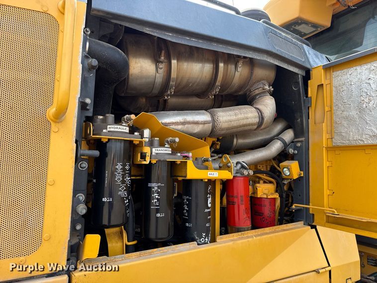 image for item FC4242 2014 John Deere 672GP motor grader