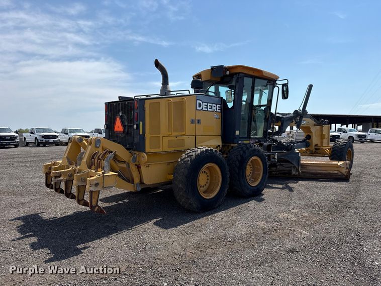 image for item FC4245 2013 John Deere 772GP motor grader