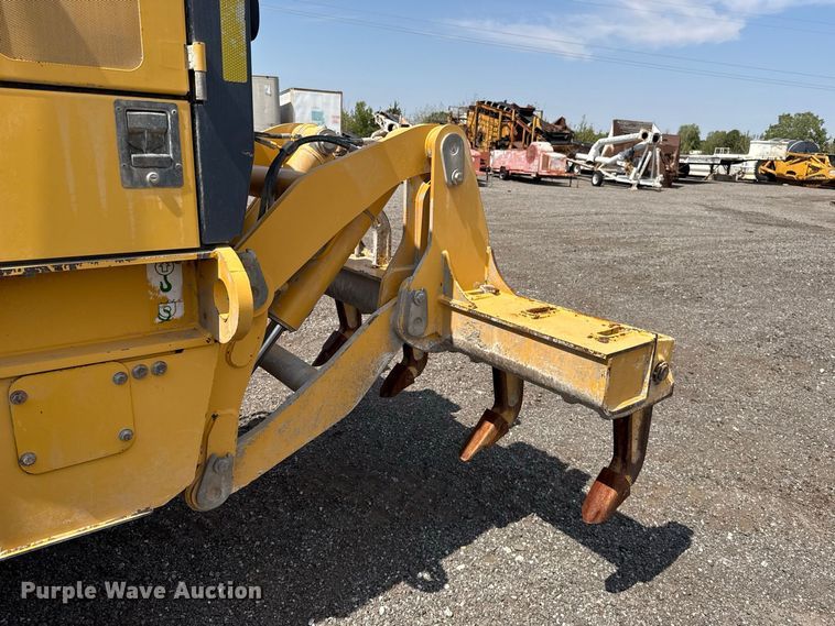 image for item FC4245 2013 John Deere 772GP motor grader