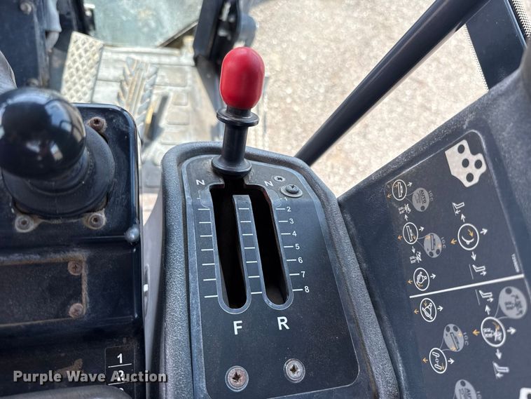 image for item FC4245 2013 John Deere 772GP motor grader