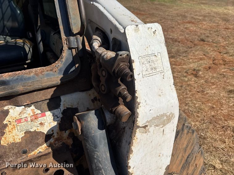 image for item FC4264 2007 Bobcat S300 skid steer loader