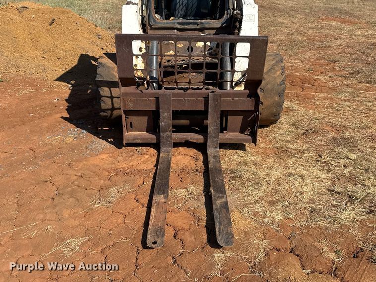image for item FC4264 2007 Bobcat S300 skid steer loader