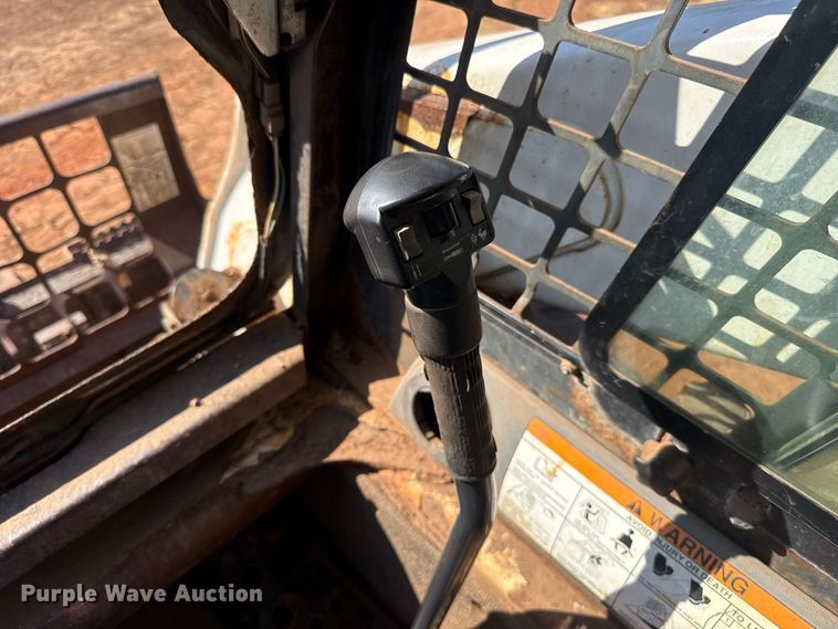 image for item FC4264 2007 Bobcat S300 skid steer loader