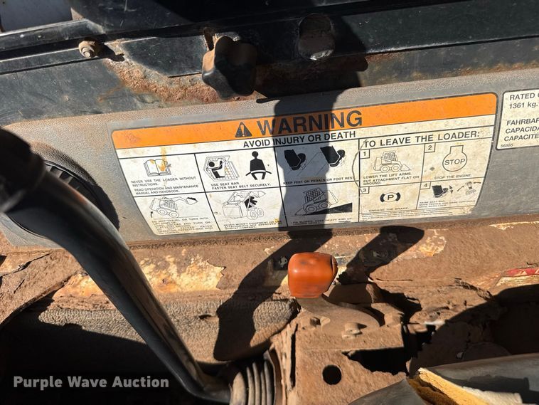 image for item FC4264 2007 Bobcat S300 skid steer loader