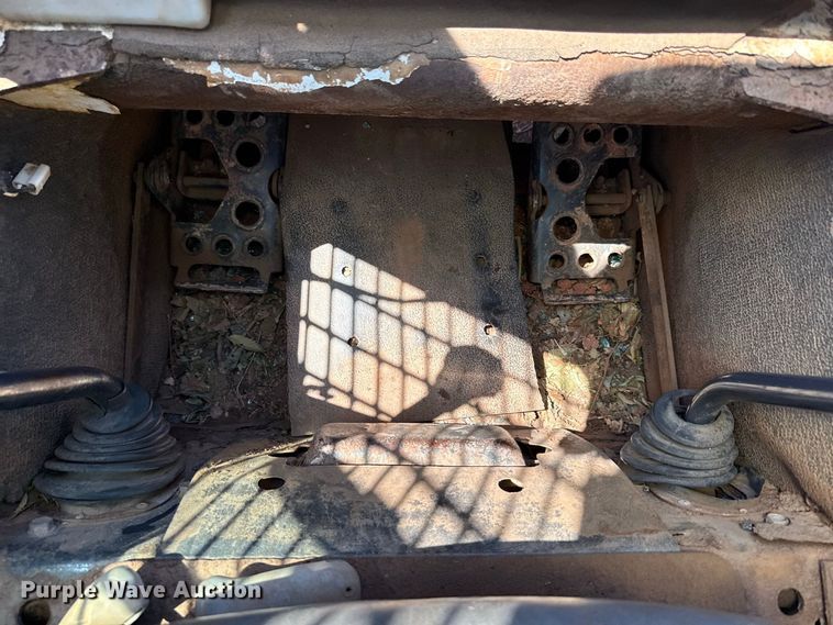 image for item FC4264 2007 Bobcat S300 skid steer loader