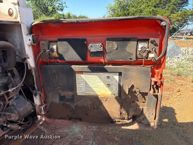 image for item FC4264 2007 Bobcat S300 skid steer loader