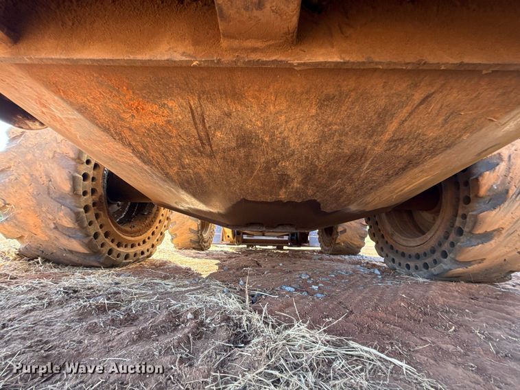 image for item FC4264 2007 Bobcat S300 skid steer loader
