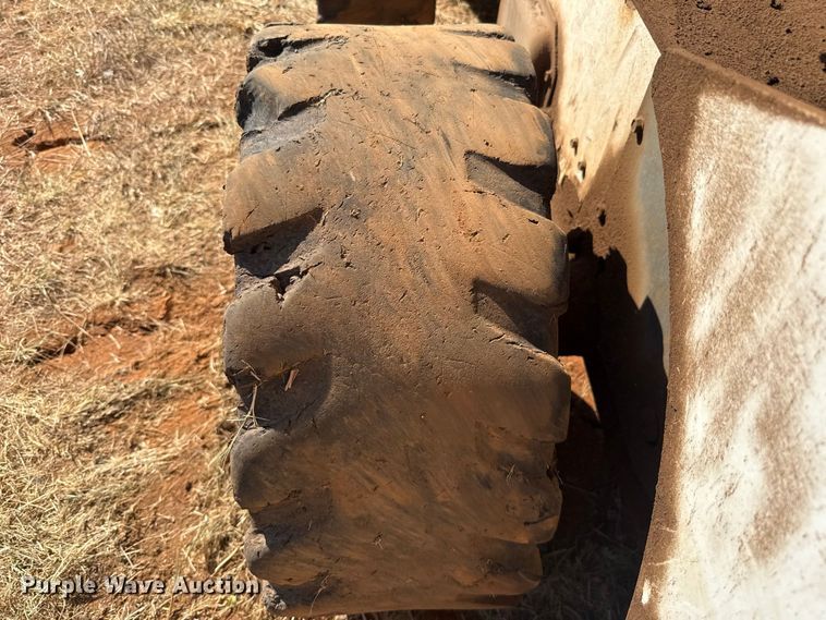 image for item FC4264 2007 Bobcat S300 skid steer loader