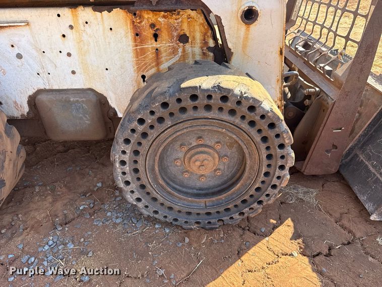 image for item FC4264 2007 Bobcat S300 skid steer loader