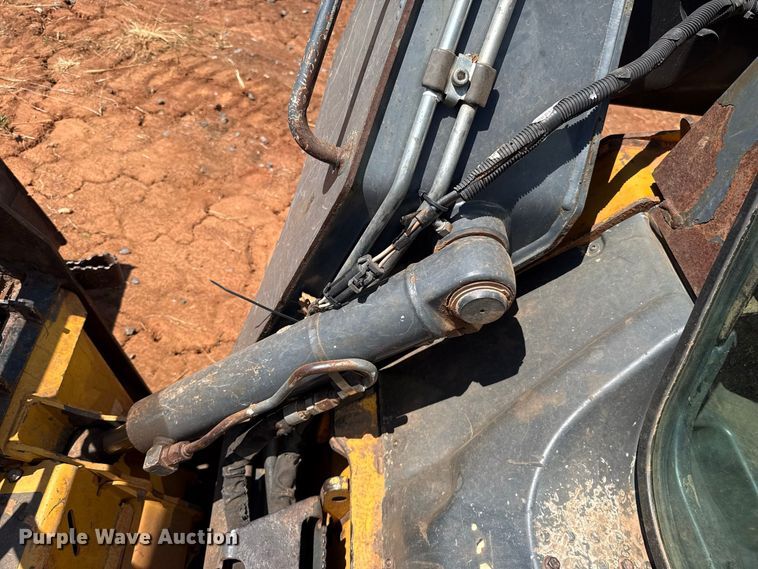image for item FC4265 2018 John Deere 323E tracked skid steer loader