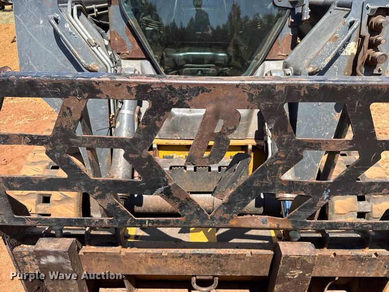image for item FC4265 2018 John Deere 323E tracked skid steer loader