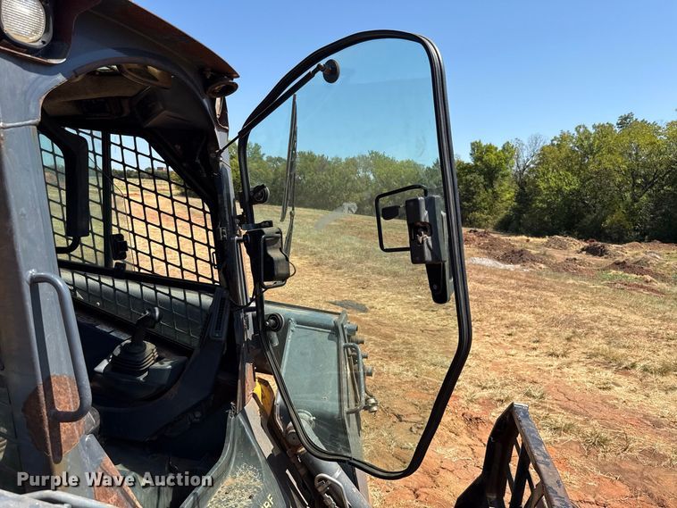 image for item FC4265 2018 John Deere 323E tracked skid steer loader
