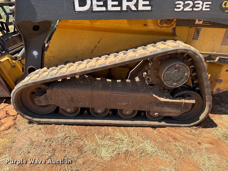 image for item FC4265 2018 John Deere 323E tracked skid steer loader
