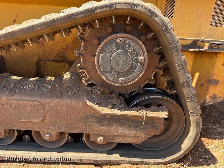 image for item FC4265 2018 John Deere 323E tracked skid steer loader