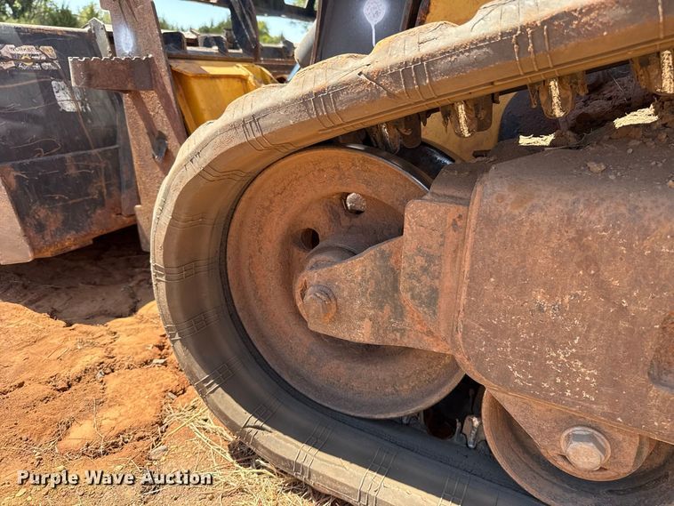 image for item FC4265 2018 John Deere 323E tracked skid steer loader