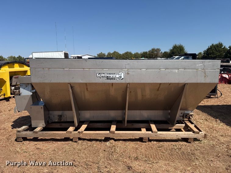 image for item FC4267 Buyers Salt Dogg 14005 Series spreader