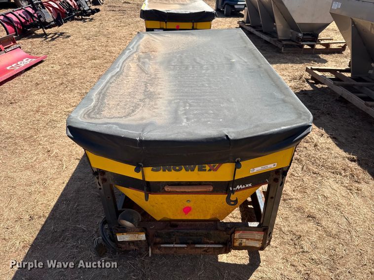 image for item FC4273 SnowEx SP-8500 spreader