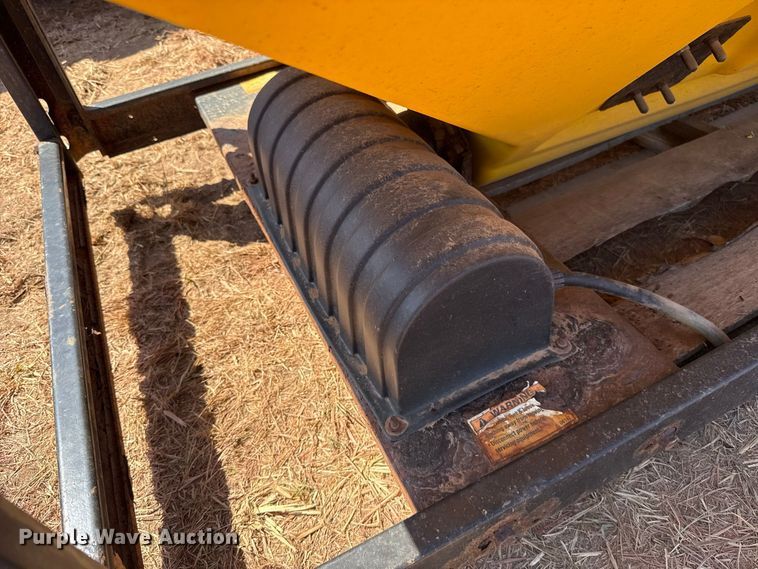 image for item FC4273 SnowEx SP-8500 spreader