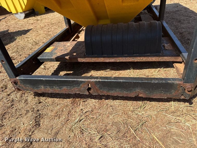 image for item FC4273 SnowEx SP-8500 spreader
