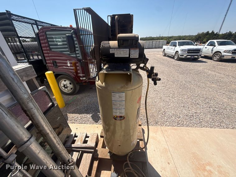 image for item FC4276 Ingersoll Rand SS5L5 air compressor
