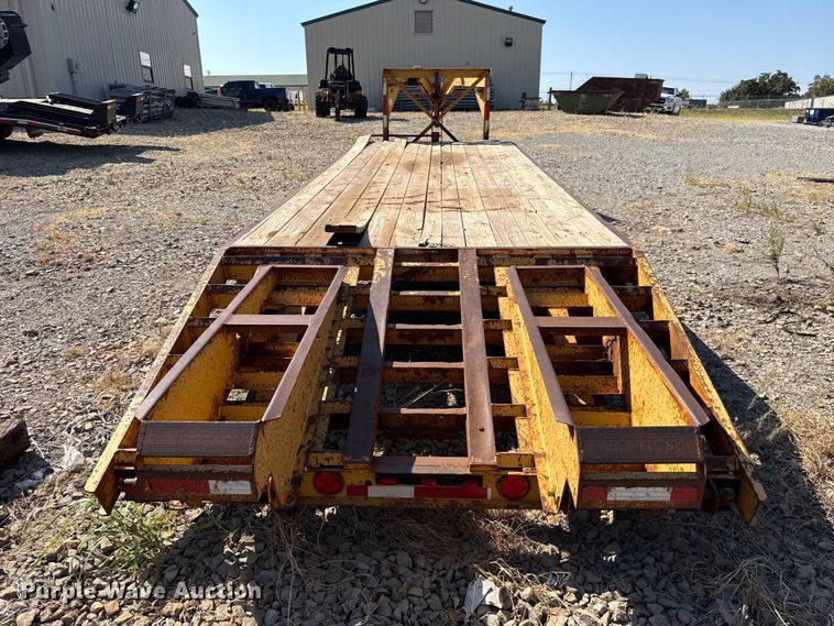 image for item FC4288 1996 Belshe FB18 equipment trailer