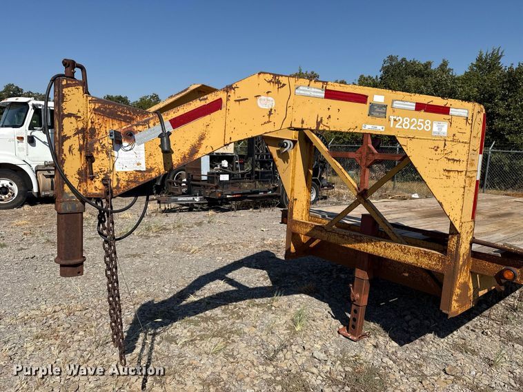 image for item FC4288 1996 Belshe FB18 equipment trailer