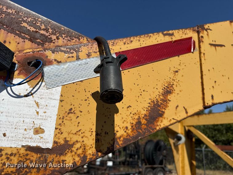 image for item FC4288 1996 Belshe FB18 equipment trailer