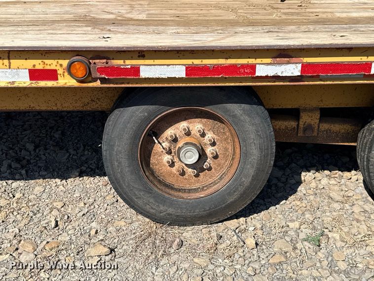 image for item FC4288 1996 Belshe FB18 equipment trailer