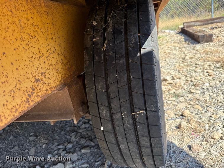 image for item FC4288 1996 Belshe FB18 equipment trailer