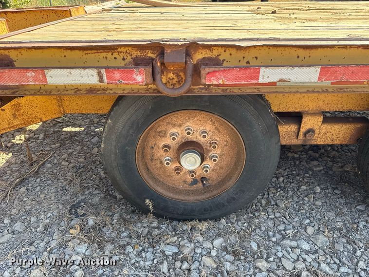 image for item FC4288 1996 Belshe FB18 equipment trailer