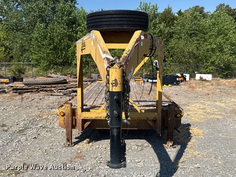 image for item FC4293 2010 Belshe FB9T equipment trailer