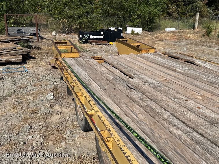 image for item FC4293 2010 Belshe FB9T equipment trailer