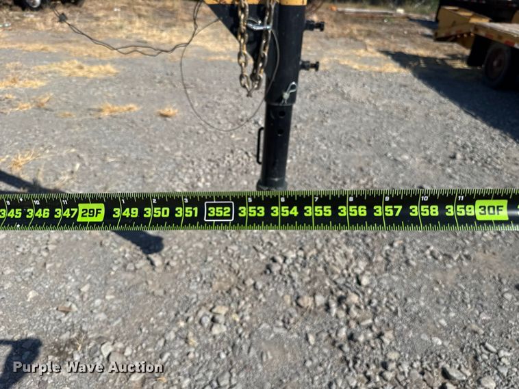image for item FC4293 2010 Belshe FB9T equipment trailer