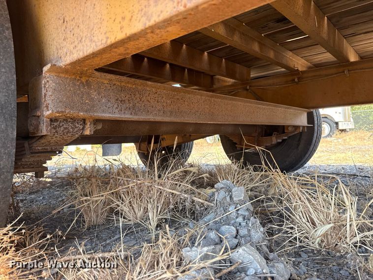 image for item FC4293 2010 Belshe FB9T equipment trailer