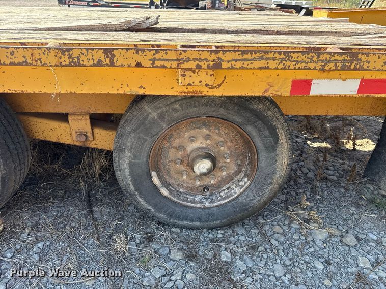 image for item FC4293 2010 Belshe FB9T equipment trailer