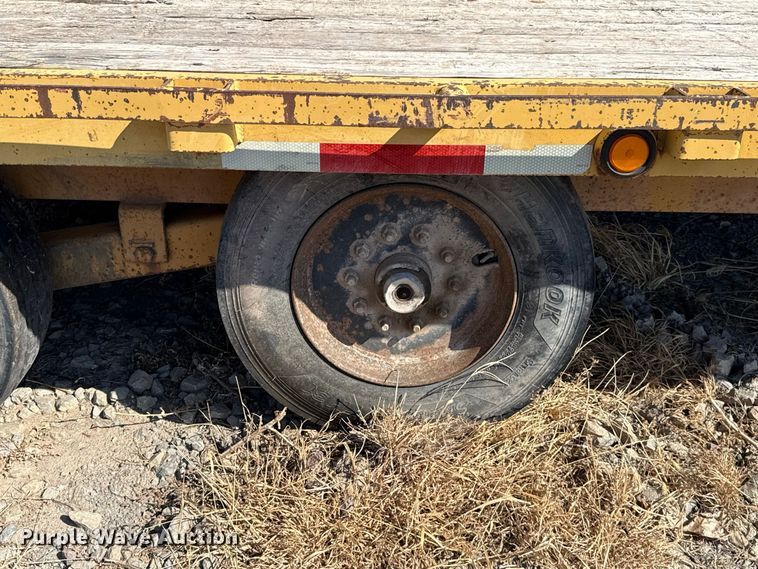 image for item FC4293 2010 Belshe FB9T equipment trailer