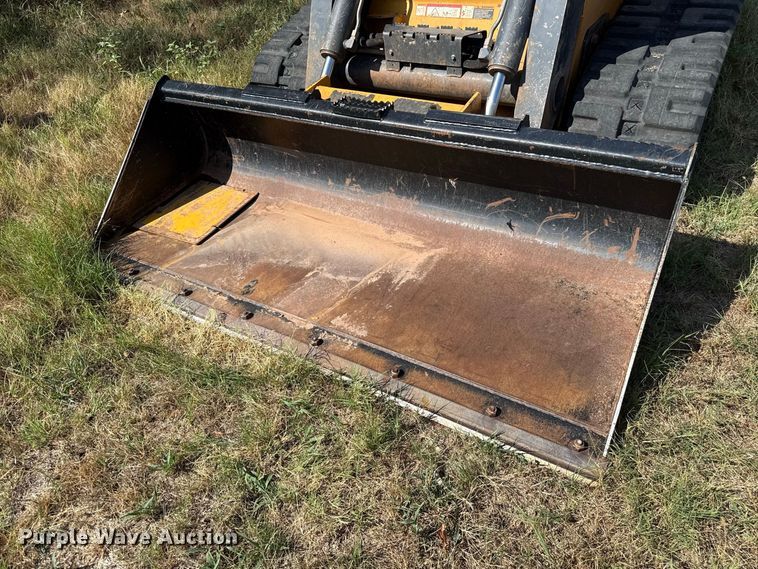 image for item FC4326 2012 John Deere 329D tracked skid steer loader