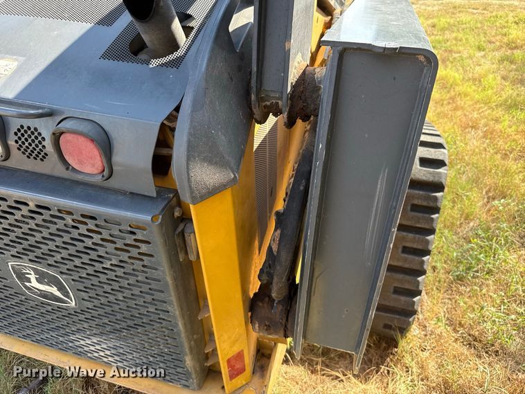 image for item FC4326 2012 John Deere 329D tracked skid steer loader