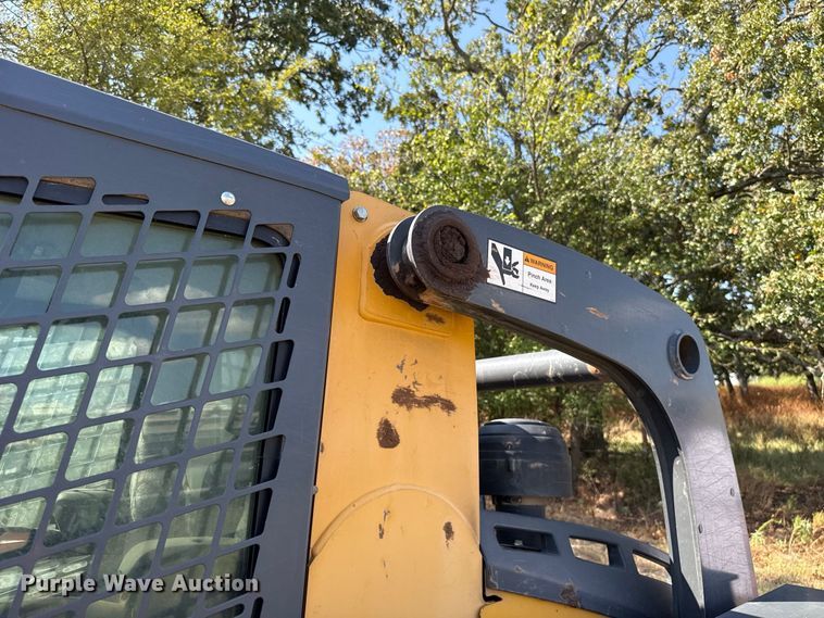 image for item FC4326 2012 John Deere 329D tracked skid steer loader