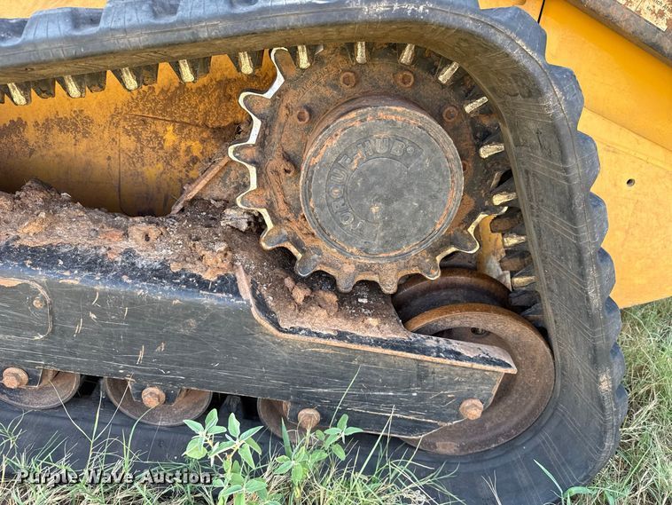 image for item FC4326 2012 John Deere 329D tracked skid steer loader