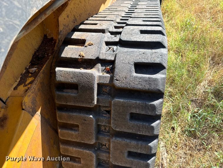 image for item FC4326 2012 John Deere 329D tracked skid steer loader