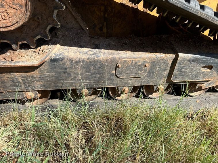 image for item FC4326 2012 John Deere 329D tracked skid steer loader