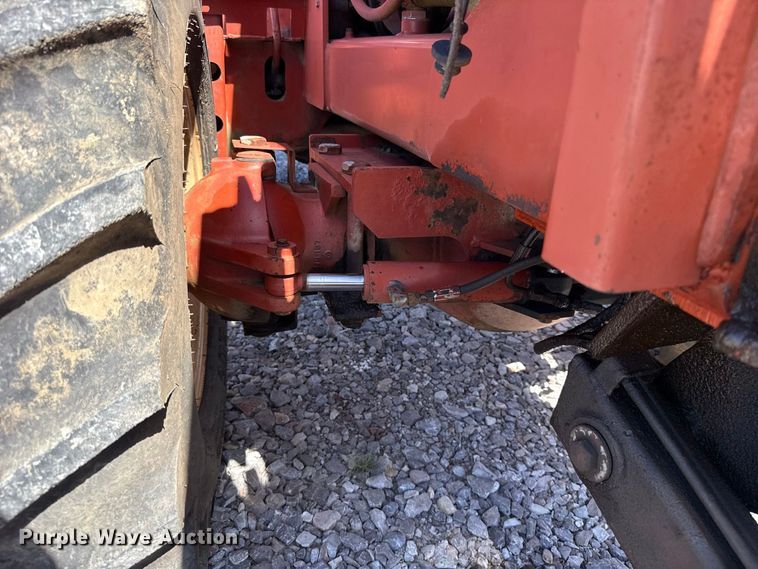 image for item FC4339 1999 Ditch Witch 7610DD trencher