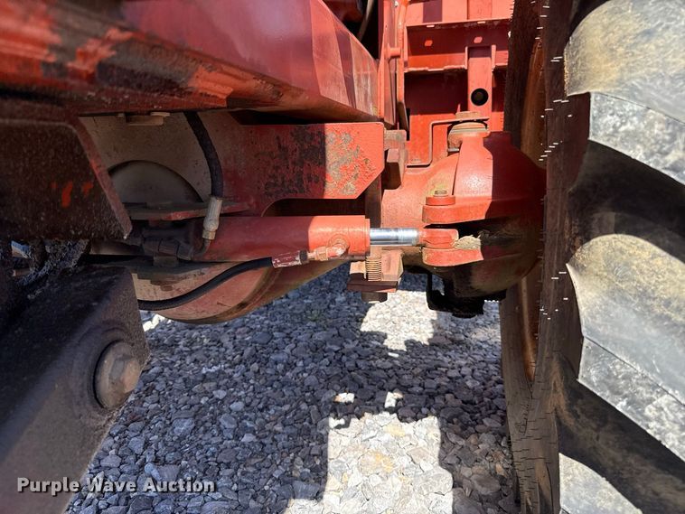 image for item FC4339 1999 Ditch Witch 7610DD trencher