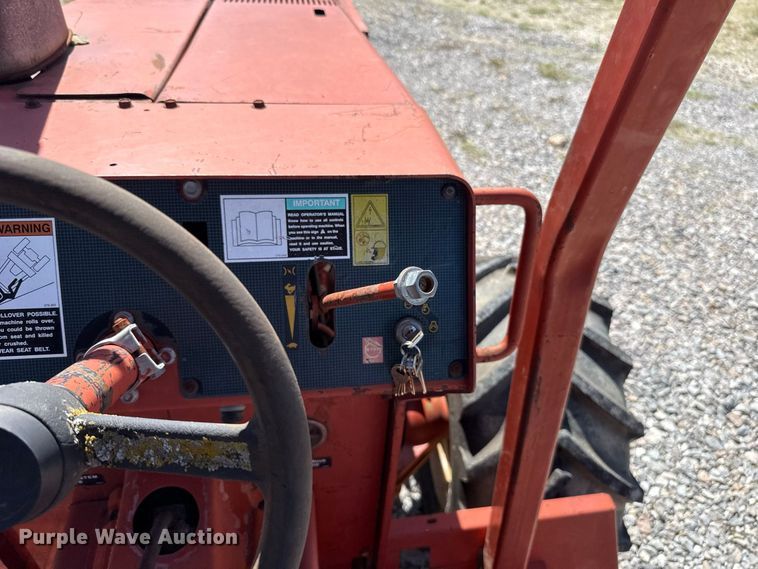 image for item FC4339 1999 Ditch Witch 7610DD trencher