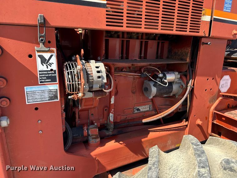 image for item FC4339 1999 Ditch Witch 7610DD trencher