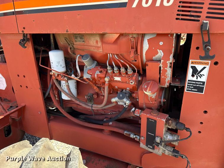 image for item FC4339 1999 Ditch Witch 7610DD trencher