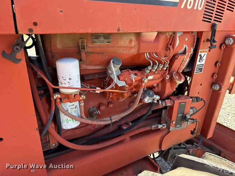 image for item FC4339 1999 Ditch Witch 7610DD trencher