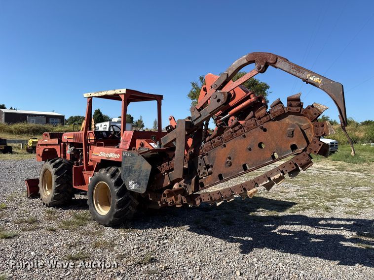 image for item FC4340 1999 Ditch Witch 7610DD trencher