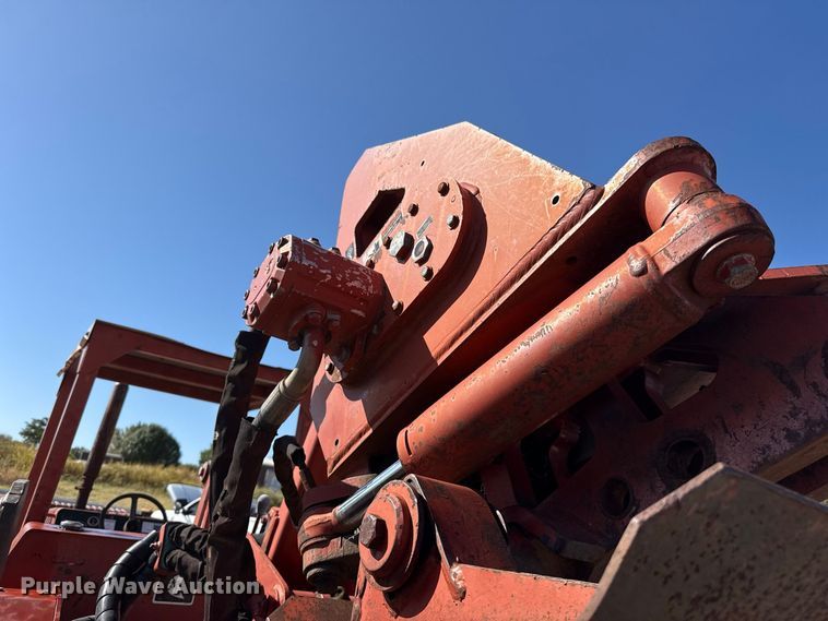 image for item FC4340 1999 Ditch Witch 7610DD trencher
